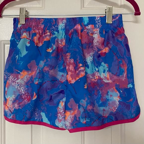 C9 CHAMPION • Blue + Pink Graffiti Wash 2" Woven Athletic Running Shorts - Picture 5 of 6